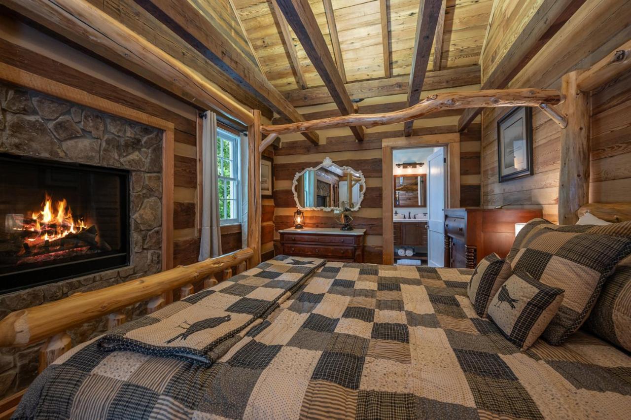 Вилла Russell'S Fort At White Oak Point: Historical Cabin On Lake Lure, Luxury, Direct Lake Access! Экстерьер фото