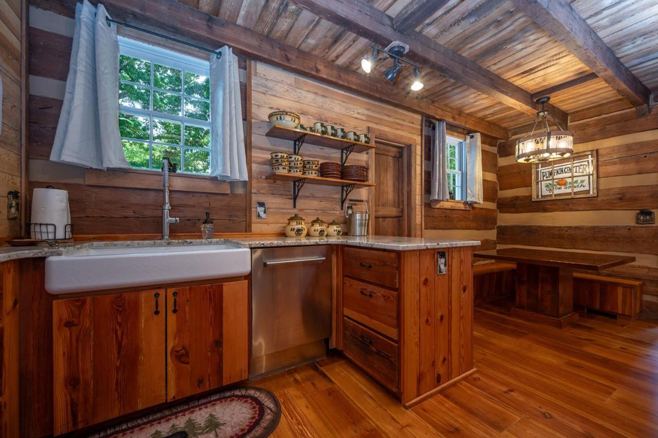 Вилла Russell'S Fort At White Oak Point: Historical Cabin On Lake Lure, Luxury, Direct Lake Access! Экстерьер фото