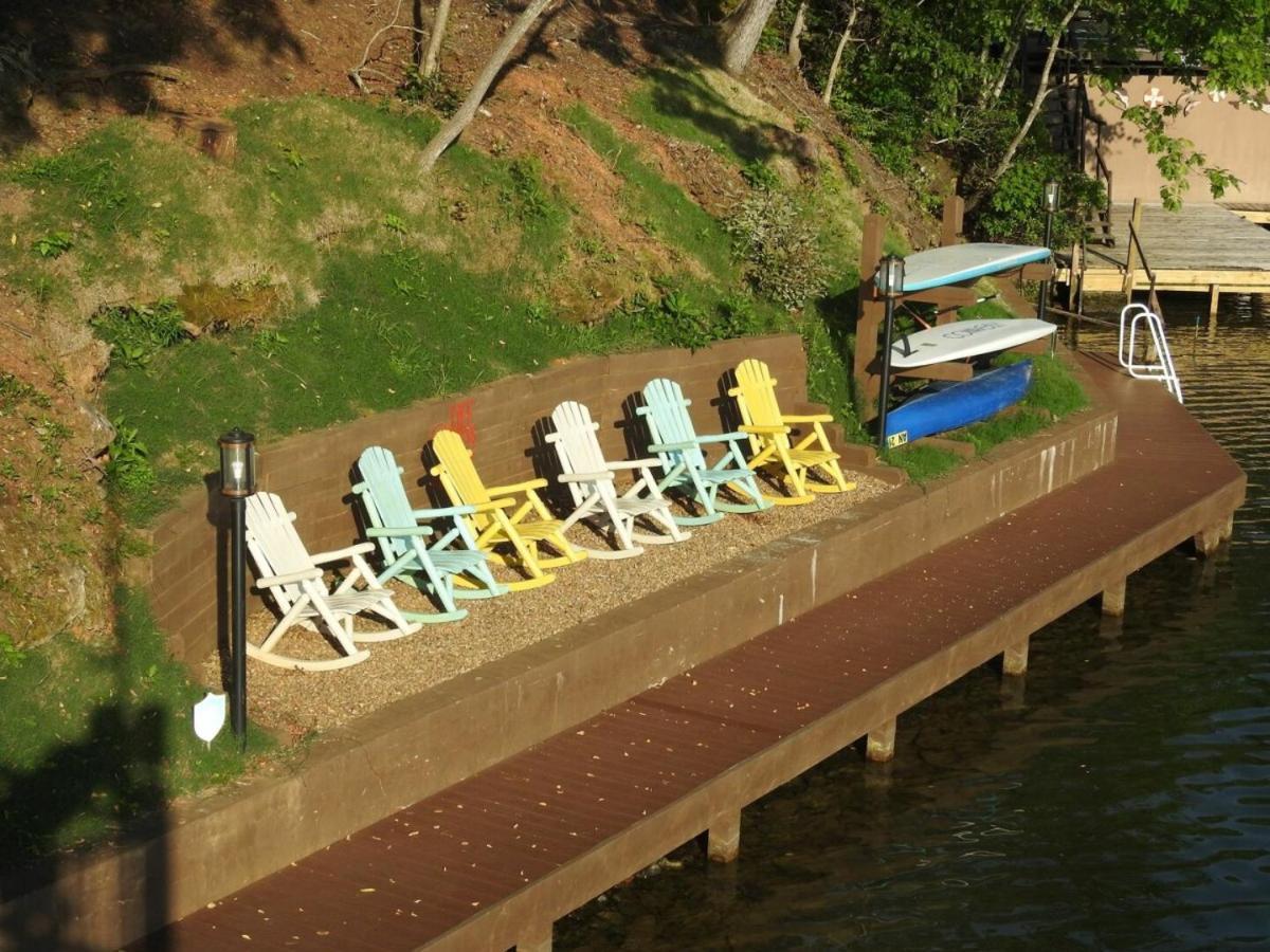 Вилла Russell'S Fort At White Oak Point: Historical Cabin On Lake Lure, Luxury, Direct Lake Access! Экстерьер фото