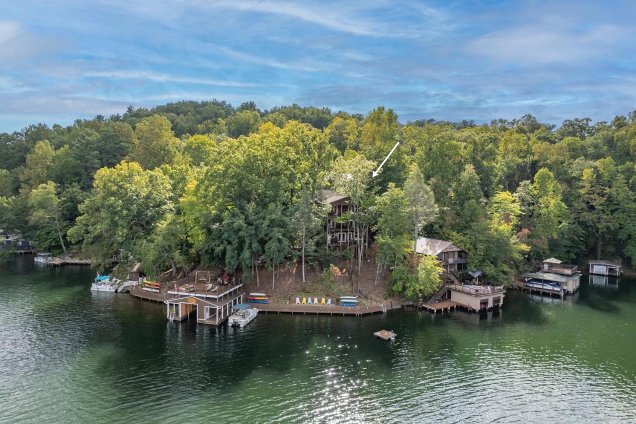 Вилла Russell'S Fort At White Oak Point: Historical Cabin On Lake Lure, Luxury, Direct Lake Access! Экстерьер фото