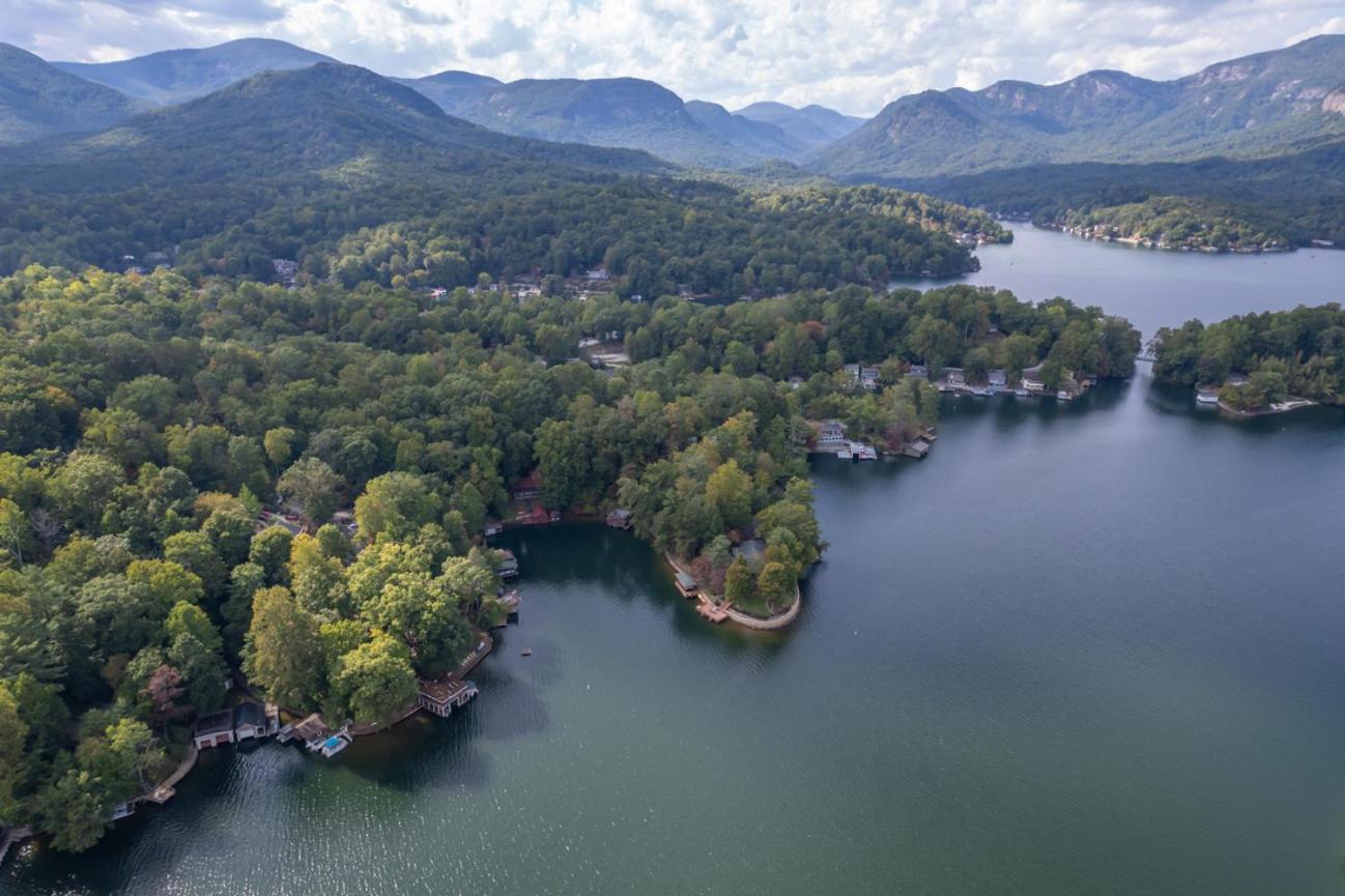 Вилла Russell'S Fort At White Oak Point: Historical Cabin On Lake Lure, Luxury, Direct Lake Access! Экстерьер фото