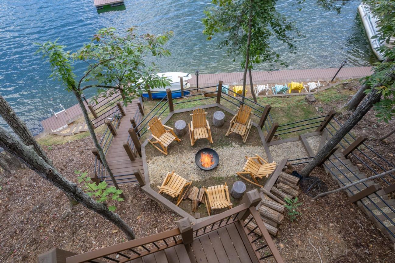 Вилла Russell'S Fort At White Oak Point: Historical Cabin On Lake Lure, Luxury, Direct Lake Access! Экстерьер фото
